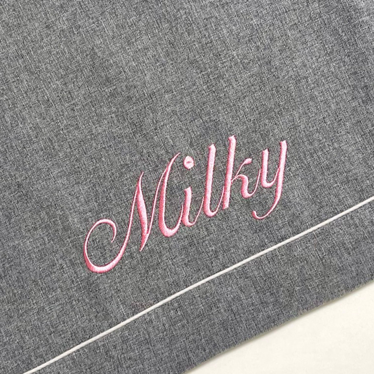 Personalized ANBERSO Royal Bed cover embroidery example