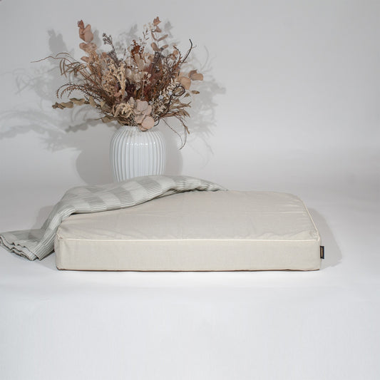 ANBERSO Royal Bed complete set with Cammy Beige cover, made in Japan
